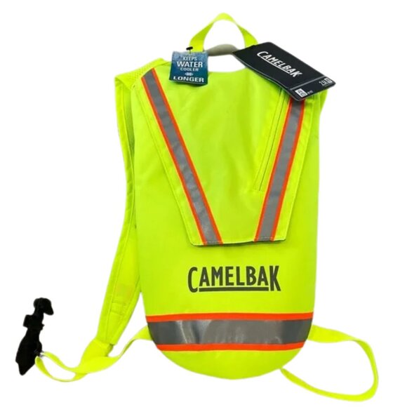 Camelbak Other - 🚧 NWT! CAMELBAK Hi-Viz 85oz 2.5L Mil Spec, Bright & Reflective for Activities!